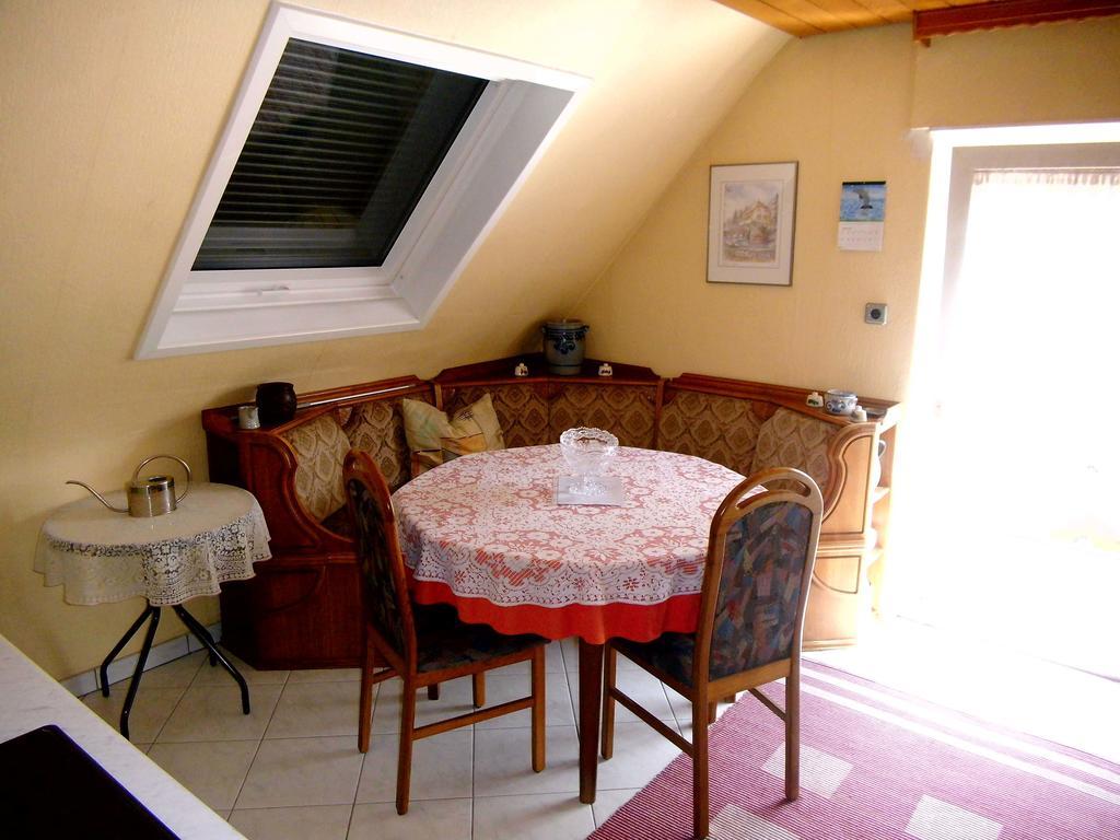 Ferienappartement Obrigheim Mosbach  Chambre photo
