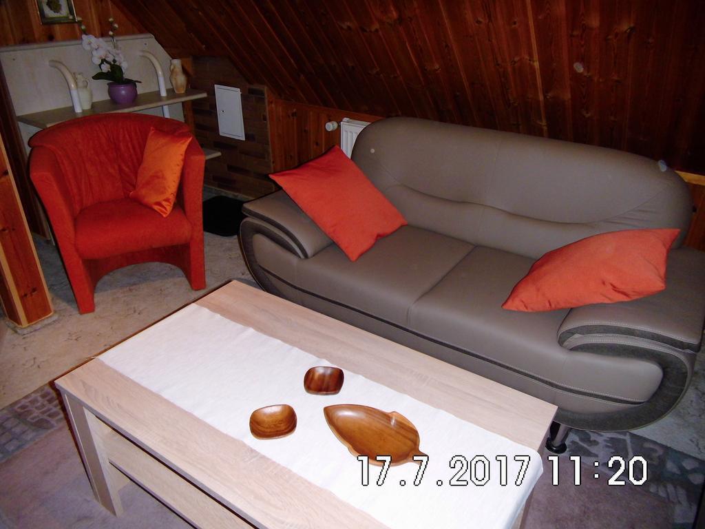 Ferienappartement Obrigheim Mosbach  Extérieur photo